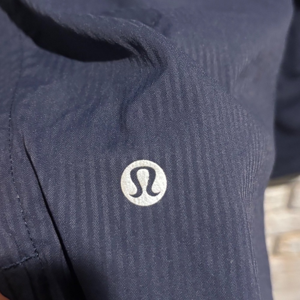Lululemon Dance Studio Crop Navy Blue Jogger Pants Size M - Picture 6 of 6